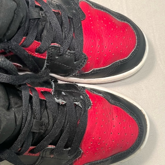 NIKE Air Jordan 1 Mid Banned 2020 Kids Size 3 - Picture 15 of 16